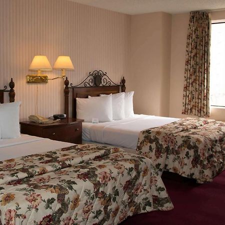 Ramada By Wyndham Terrible'S Hotel & Casino Jean Zewnętrze zdjęcie
