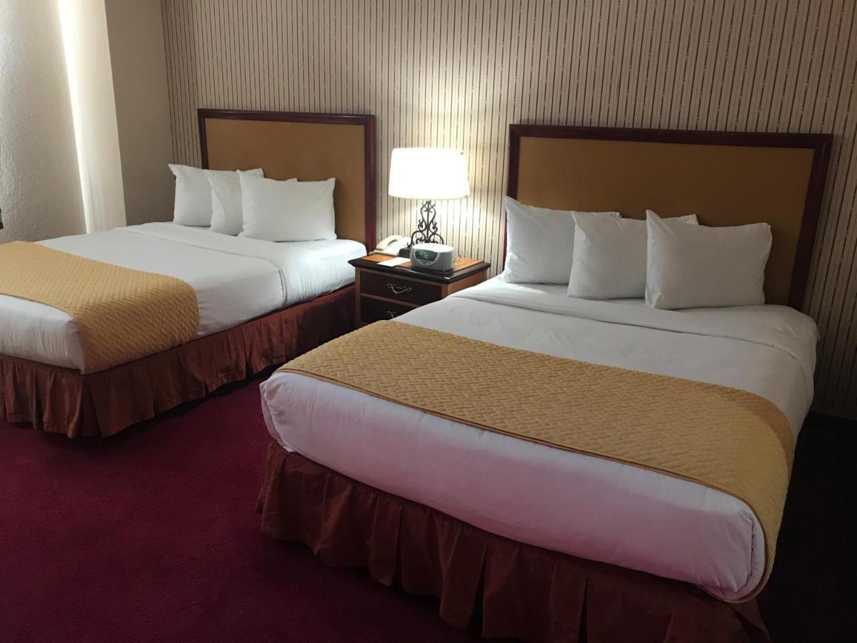Ramada By Wyndham Terrible'S Hotel & Casino Jean Zewnętrze zdjęcie