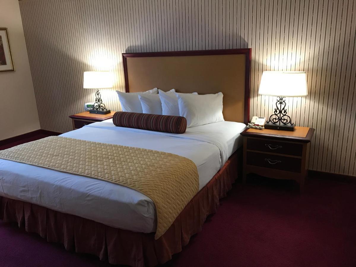Ramada By Wyndham Terrible'S Hotel & Casino Jean Zewnętrze zdjęcie
